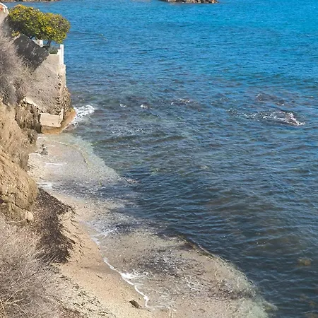 Konukevi Les 2 Rives